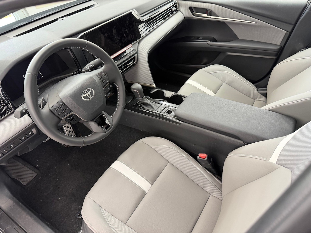 Used 2026 Toyota Camry SE Sedan