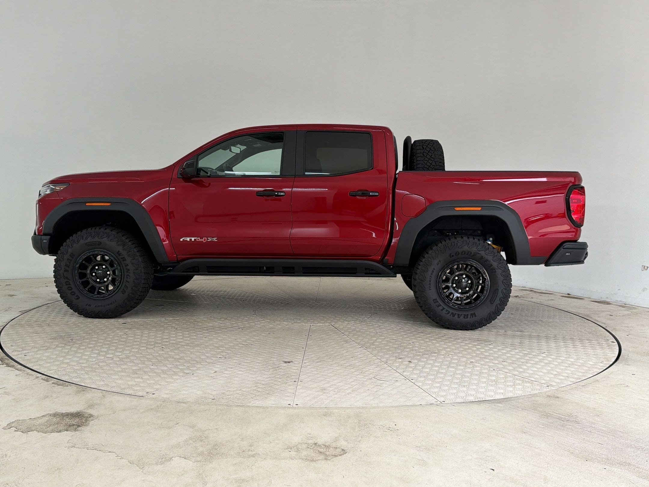 Canyon 4WD AT4X Truck Crew Cab