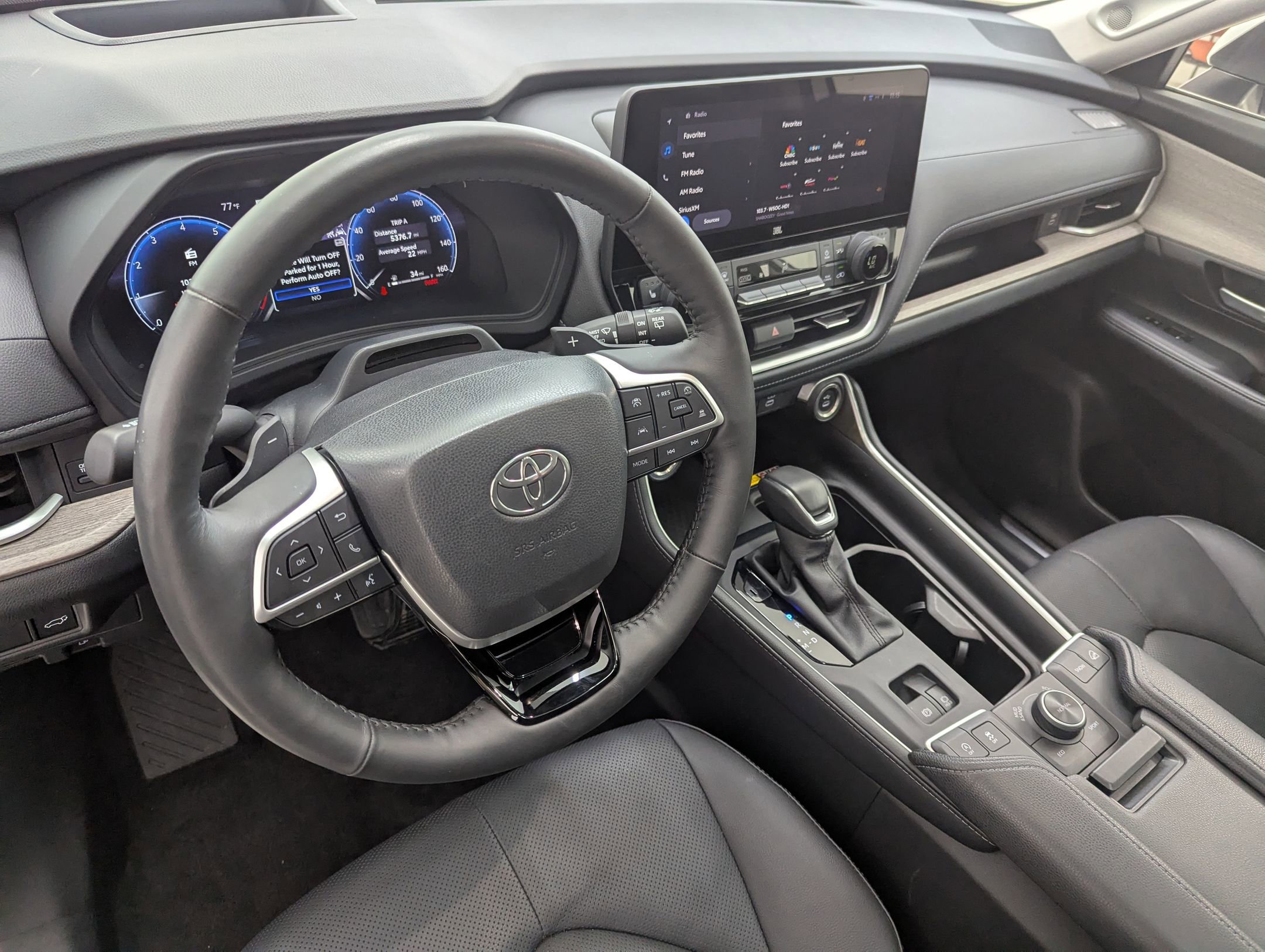 2024 Toyota Grand Highlander Platinum photo 3