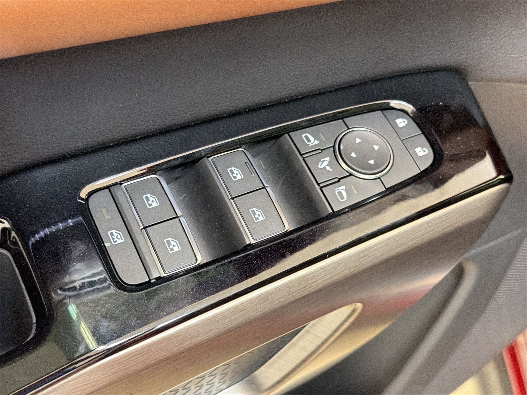 2025 Nissan Pathfinder Platinum - Photo 13