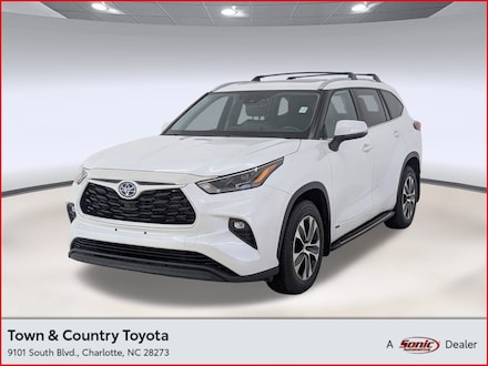 2023 Toyota Highlander Hybrid Hybrid XLE SUV