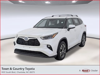 Used 2023 Toyota Highlander Hybrid Hybrid XLE SUV for sale in Charlotte, NC
