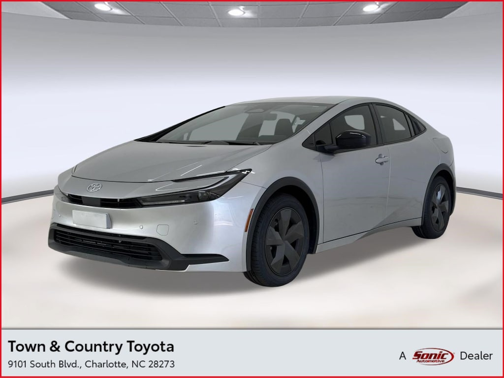 Used 2024 Toyota Prius LE Hatchback