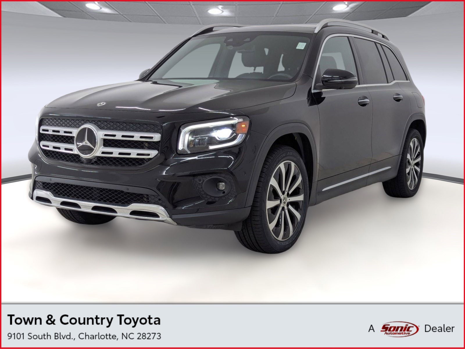 2021 Mercedes-Benz GLB Base's photo