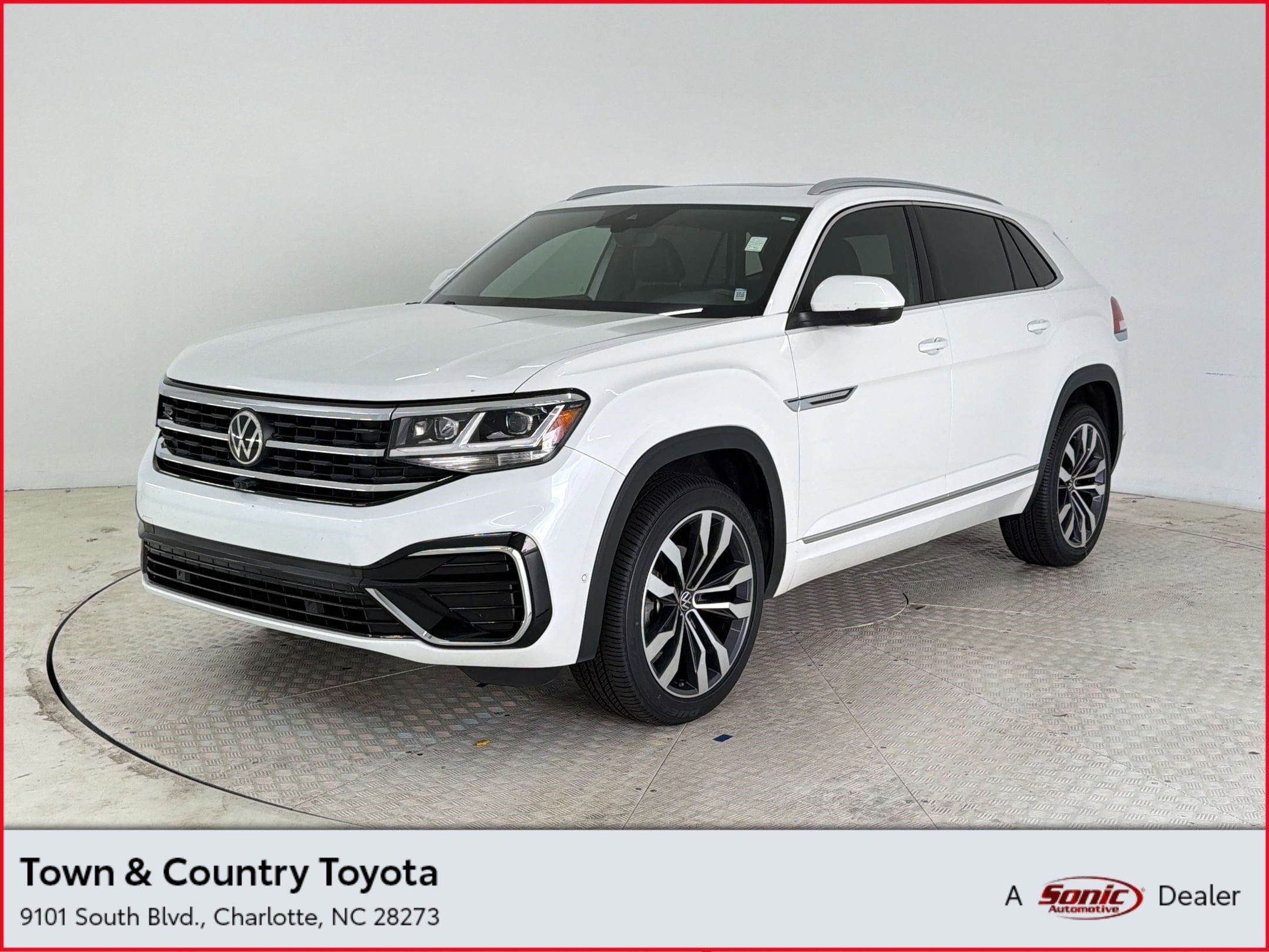 2022 Volkswagen Atlas Cross Sport 3.6L V6 SEL Premium R-Line 4MOTION's photo
