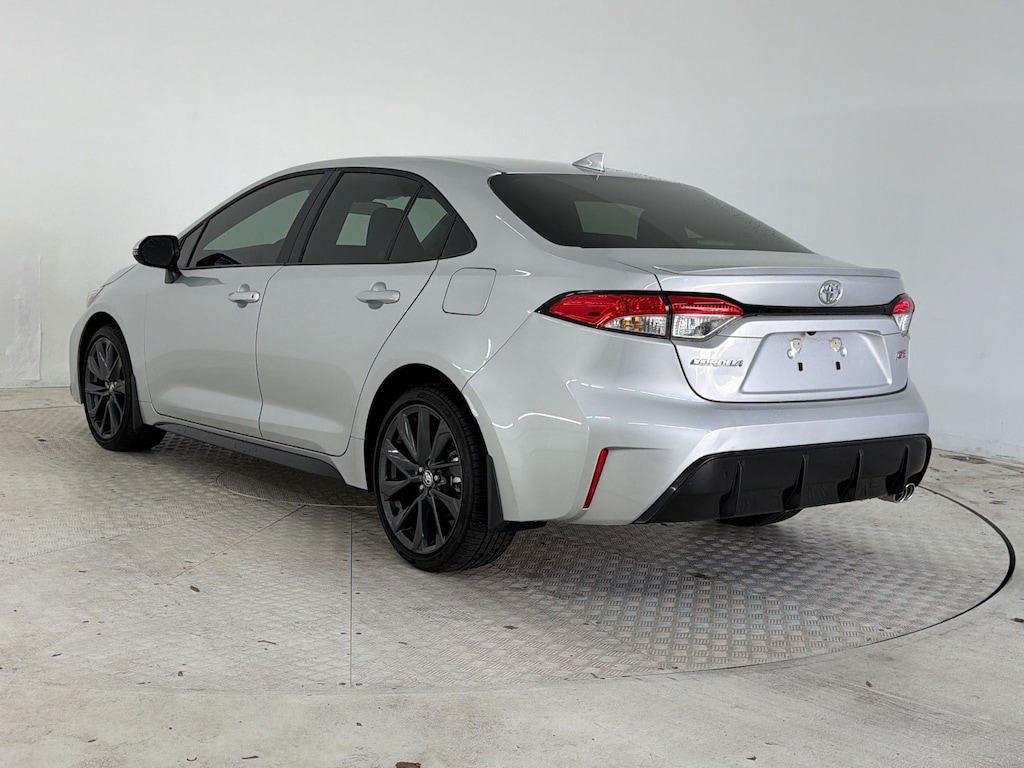 Used 2026 Toyota Corolla SE Sedan