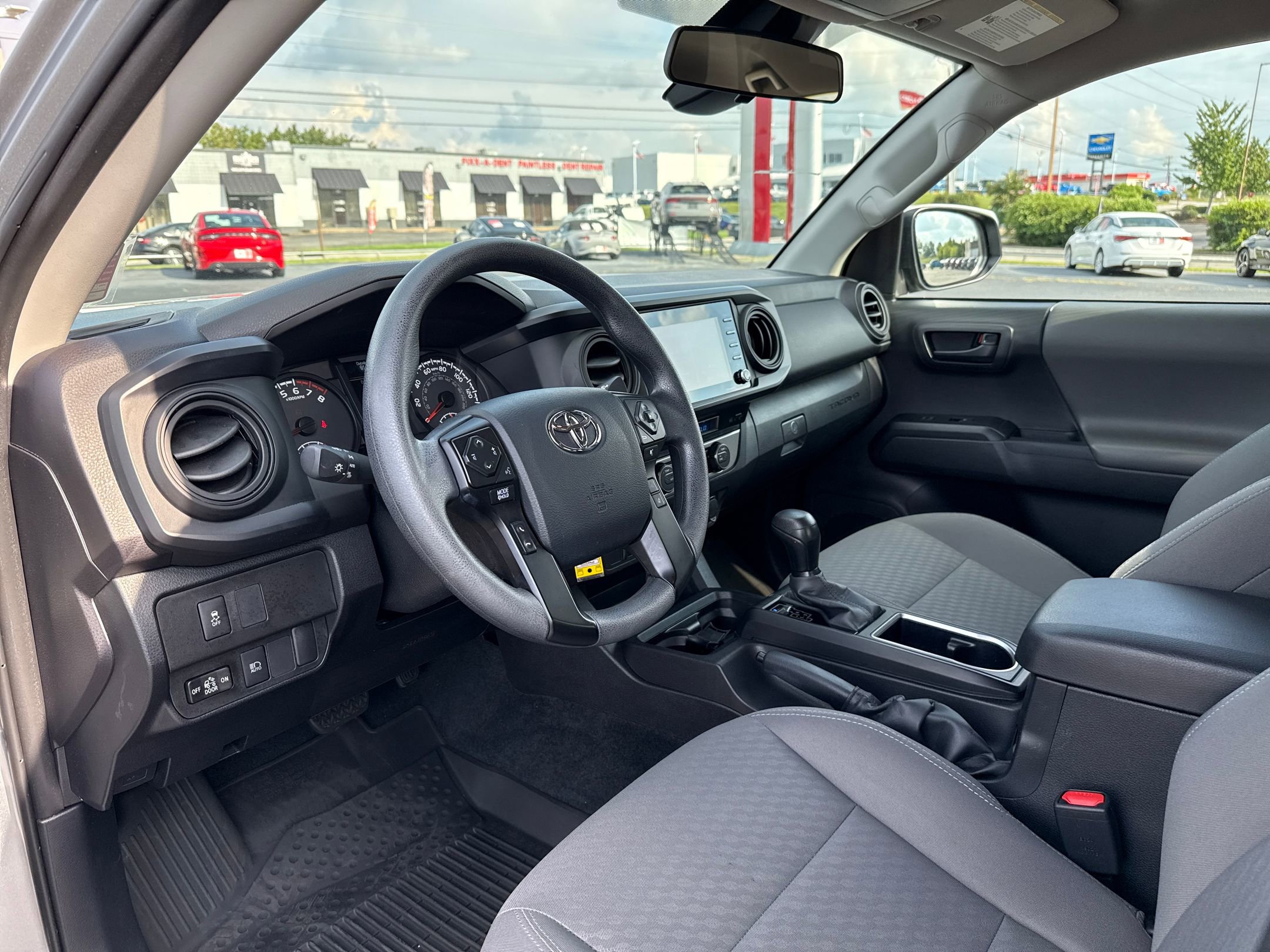 2023 Toyota Tacoma SR V6 photo 4
