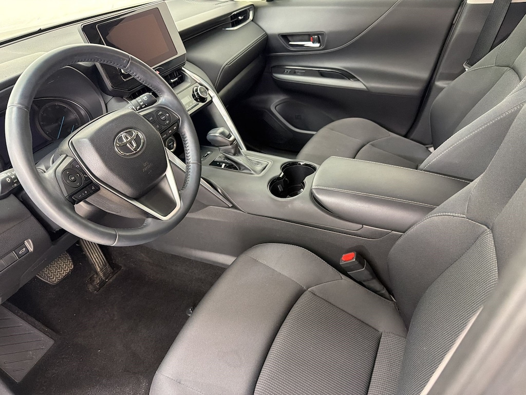 Used 2023 Toyota Venza LE SUV