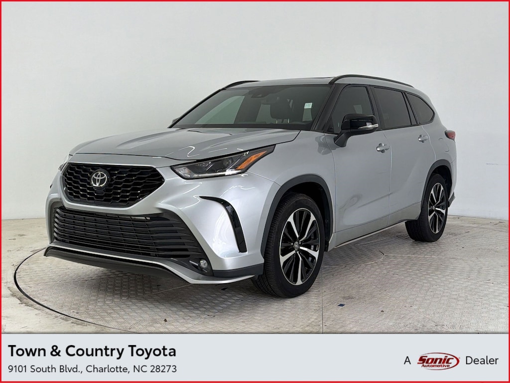 Used 2022 Toyota Highlander XSE SUV
