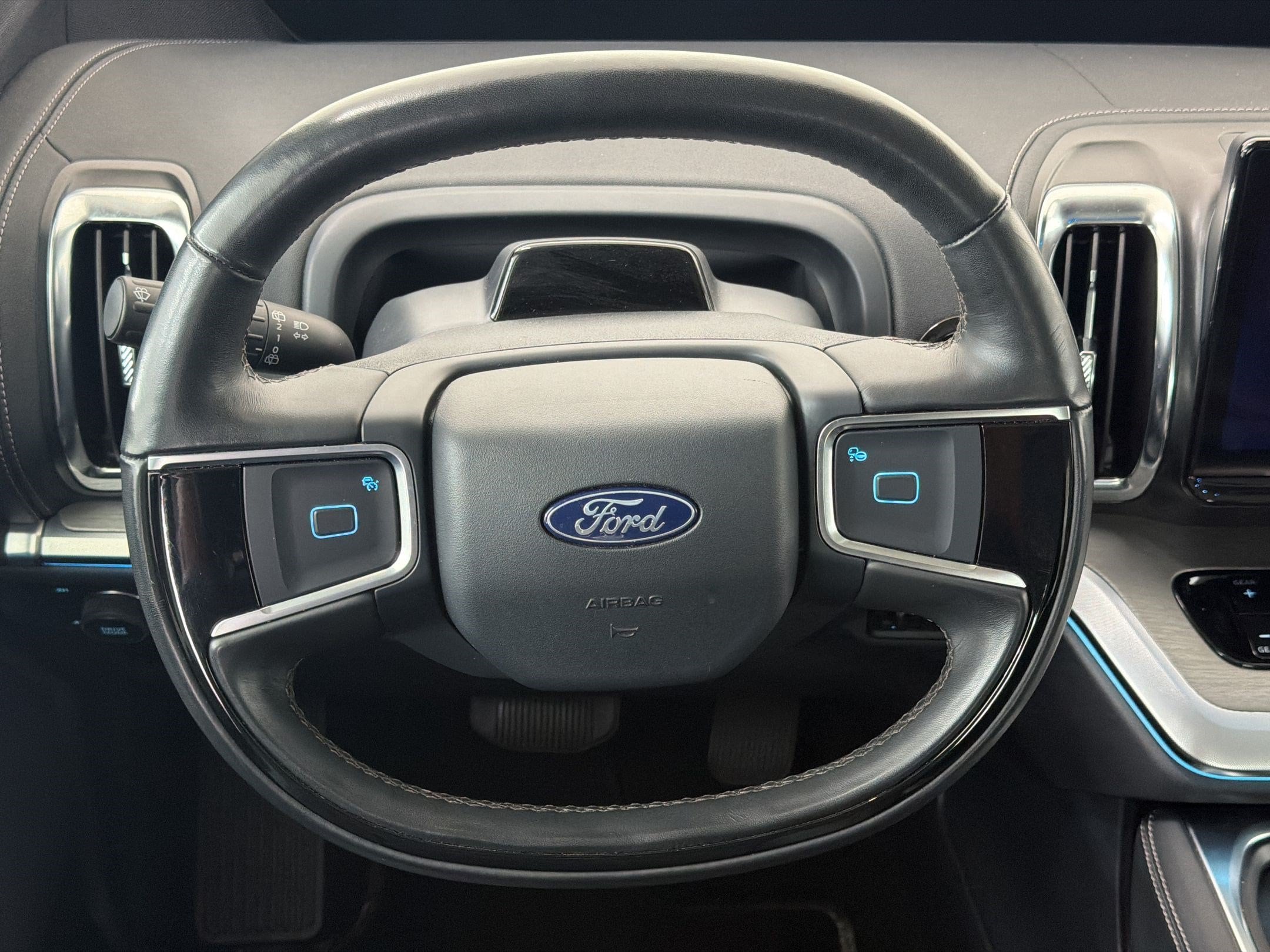 2025 Ford Expedition Platinum - Photo 11