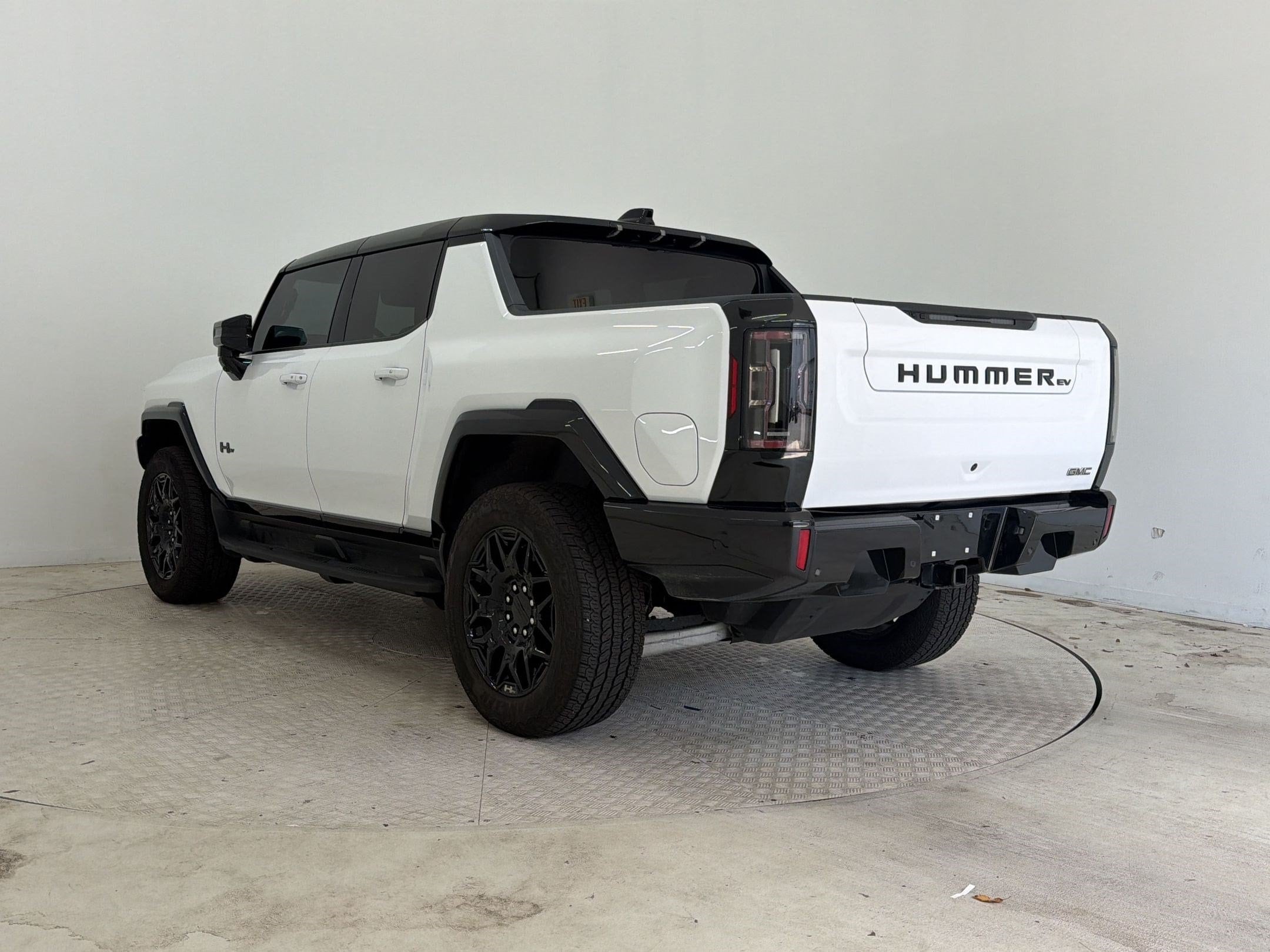 HUMMER EV Pickup 2X Truck Crew Cab