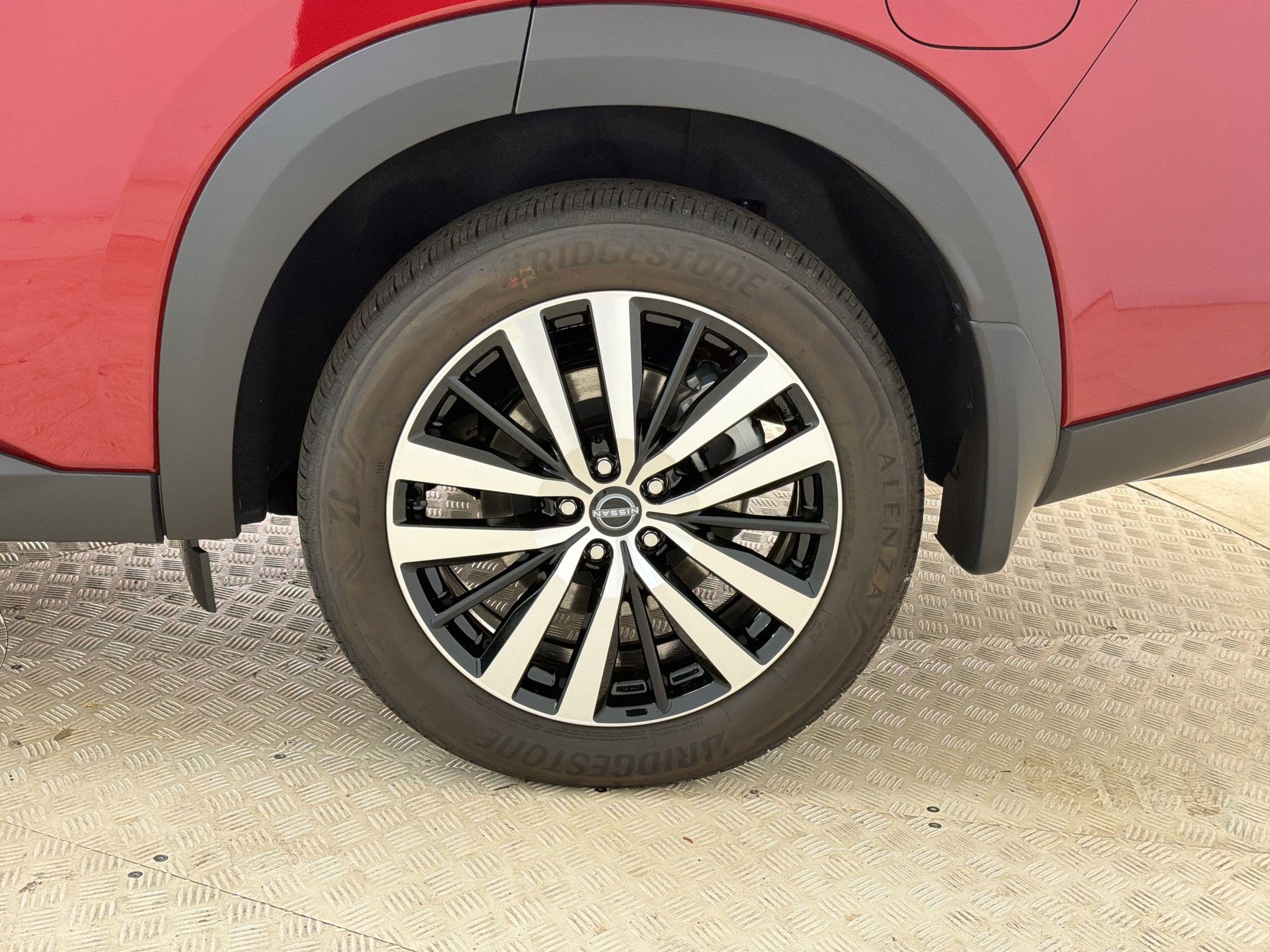 2025 Nissan Pathfinder Platinum - Photo 12