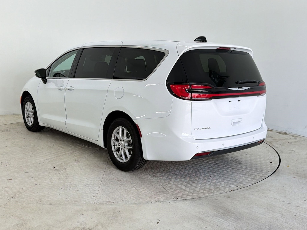 Used 2024 Chrysler Pacifica Touring L Van Passenger Van