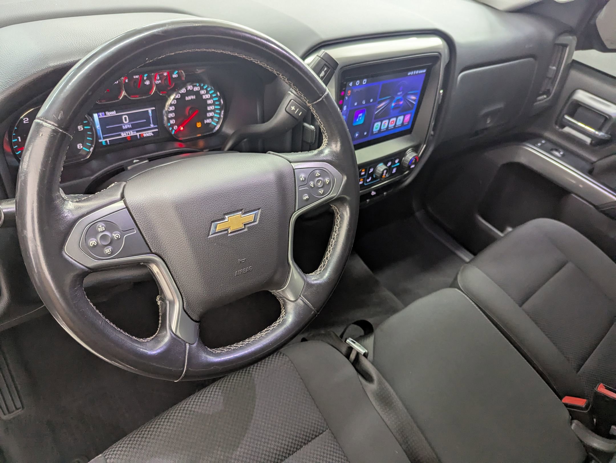 2018 Chevrolet Silverado 1500 LT photo 3