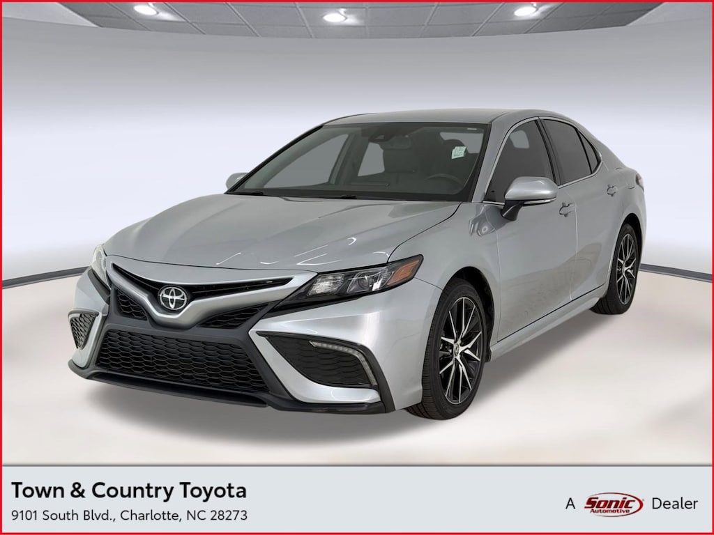 Used 2024 Toyota Camry SE Sedan