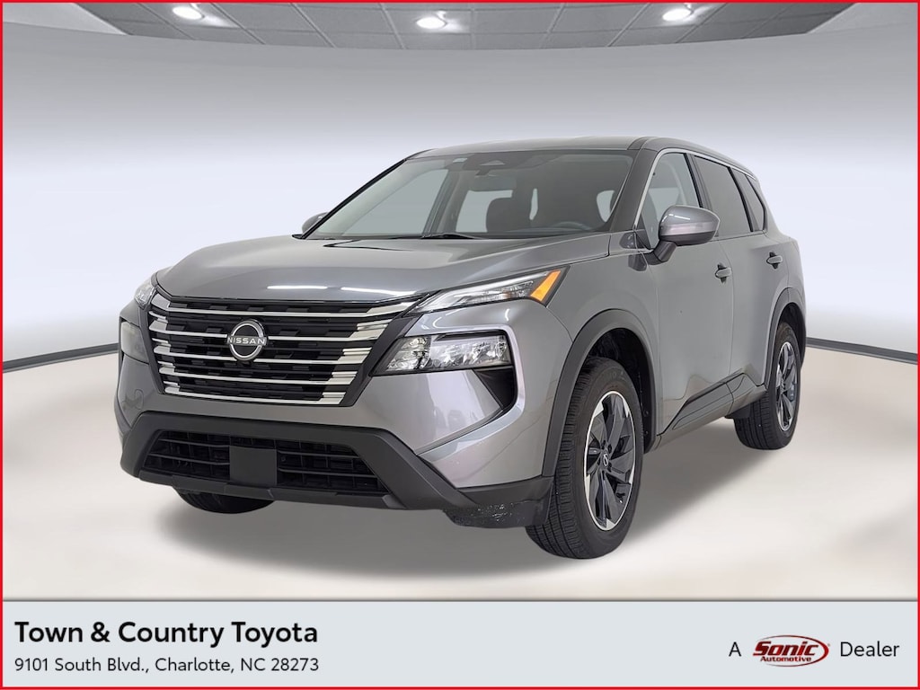 Used 2024 Nissan Rogue SV SUV