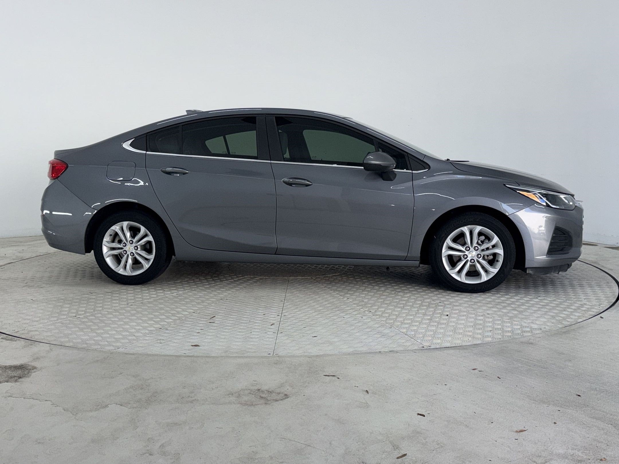 2019 Chevrolet Cruze LT Sedan