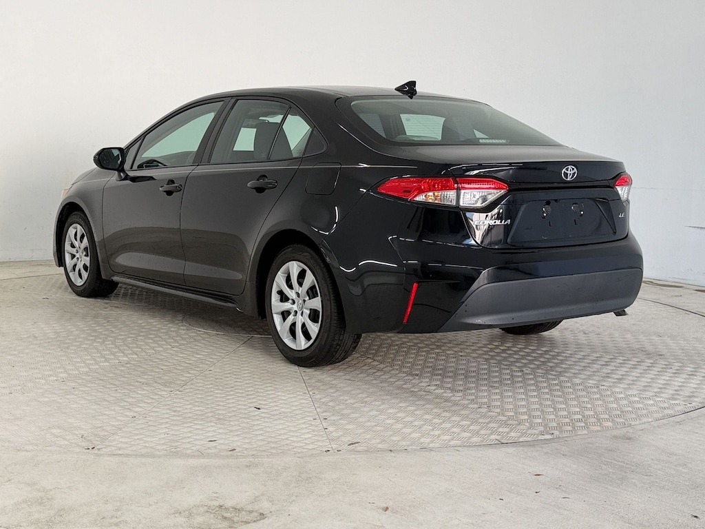 Used 2023 Toyota Corolla LE Sedan