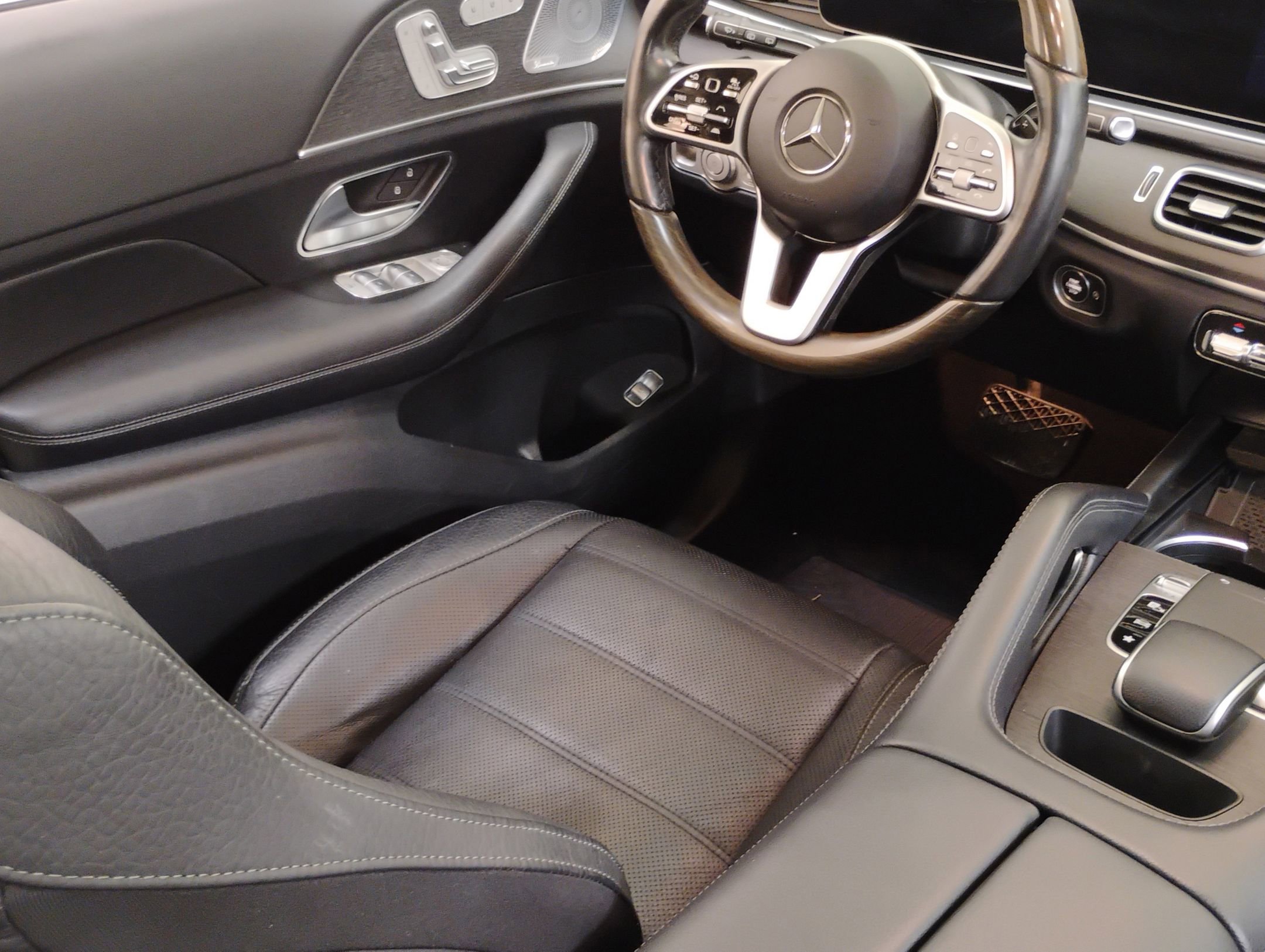 2020 Mercedes Benz GLE 350 photo 4