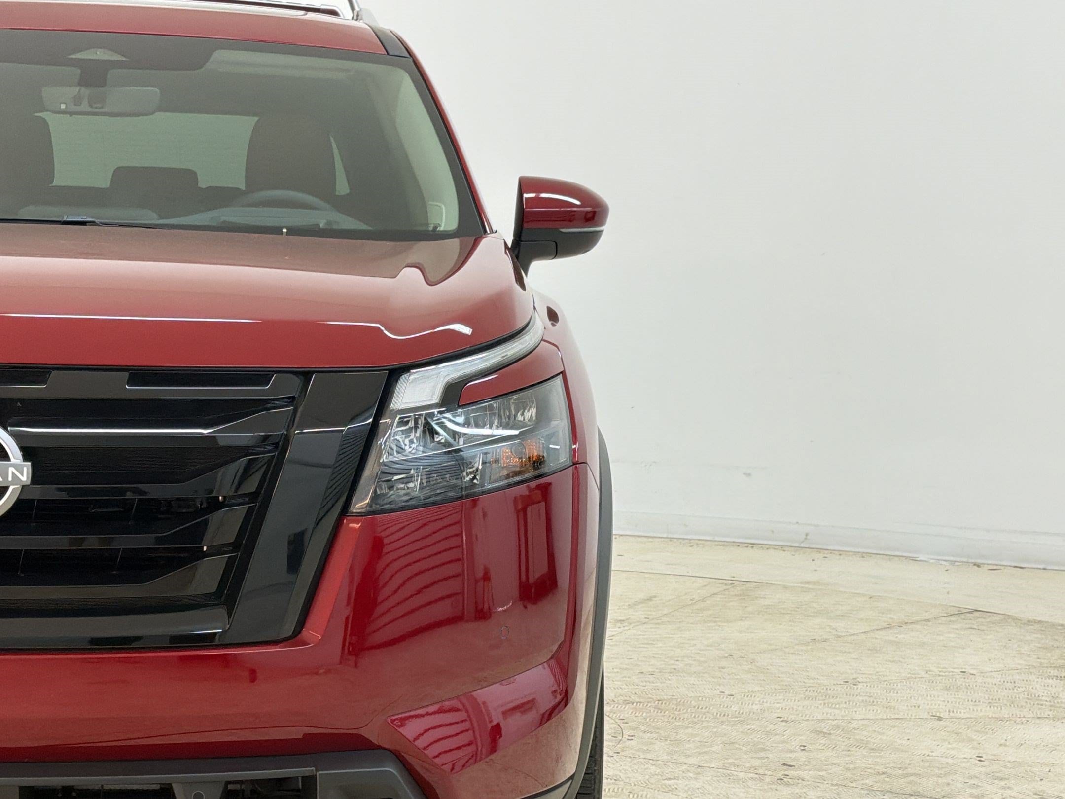 2025 Nissan Pathfinder Platinum - Photo 11