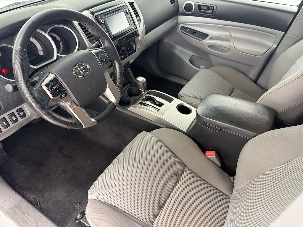 Used 2015 Toyota Tacoma Tacoma V6 (4WD Double Cab V6 AT (Natl)) Truck Double Cab