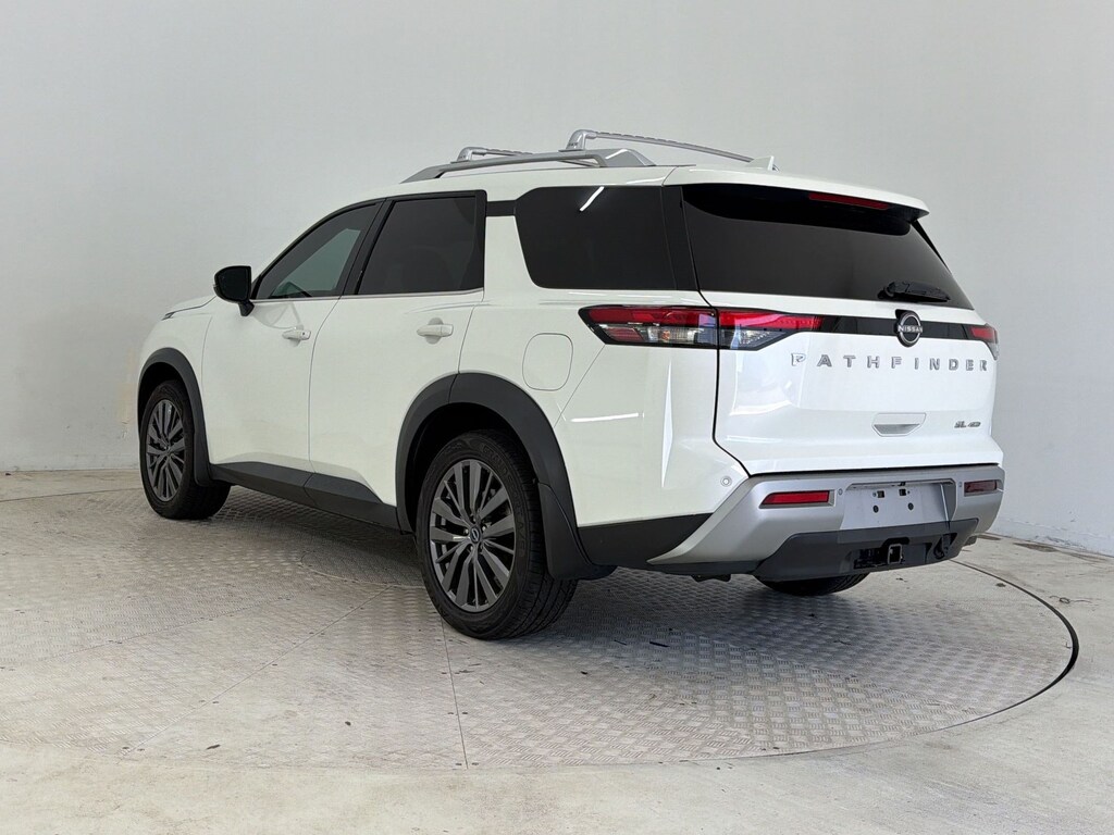 Used 2022 Nissan Pathfinder SL SUV