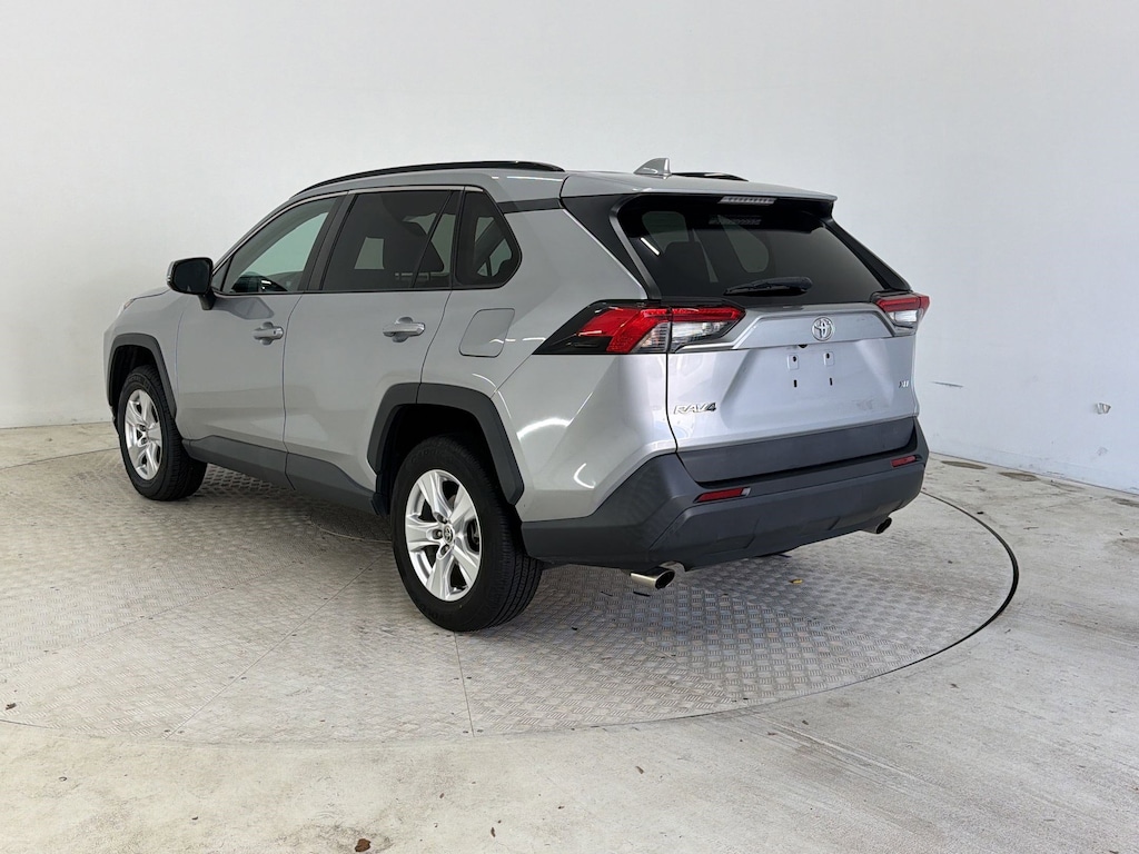 Used 2021 Toyota RAV4 XLE SUV