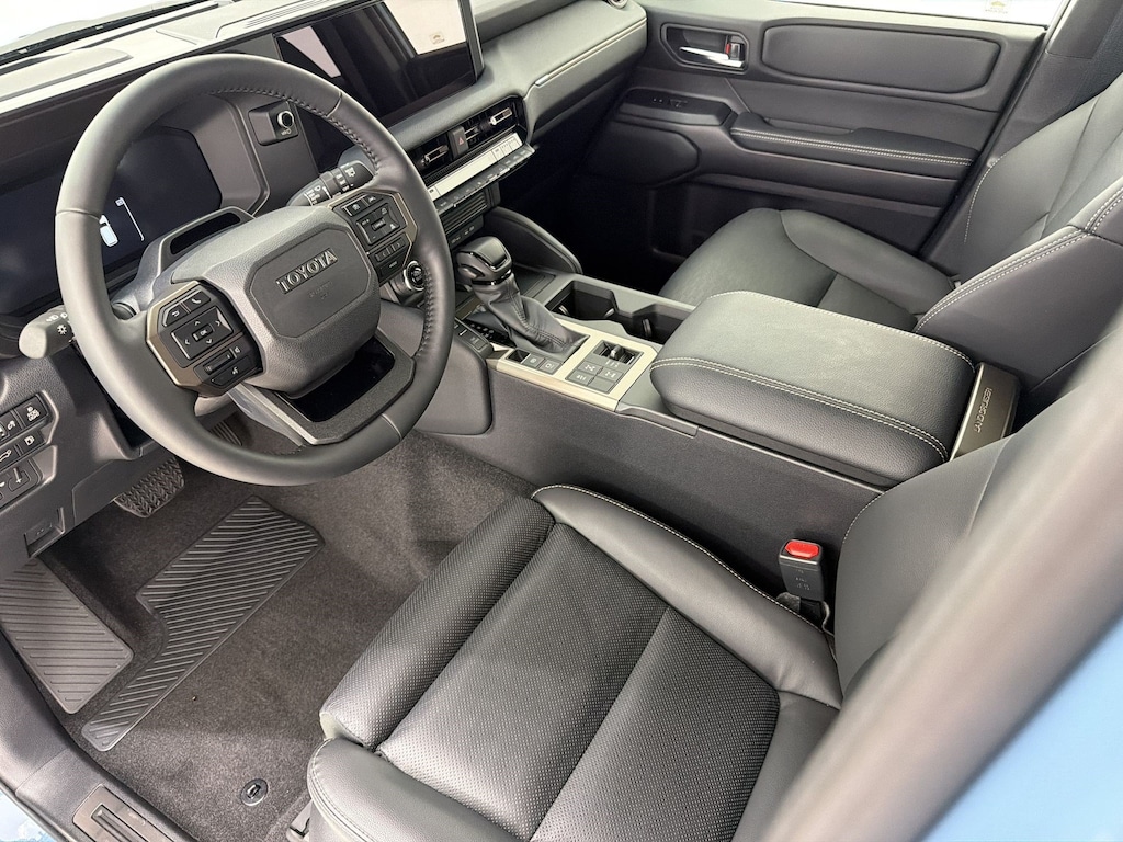 Used 2025 Toyota Land Cruiser Land Cruiser (4WD (Natl)) SUV
