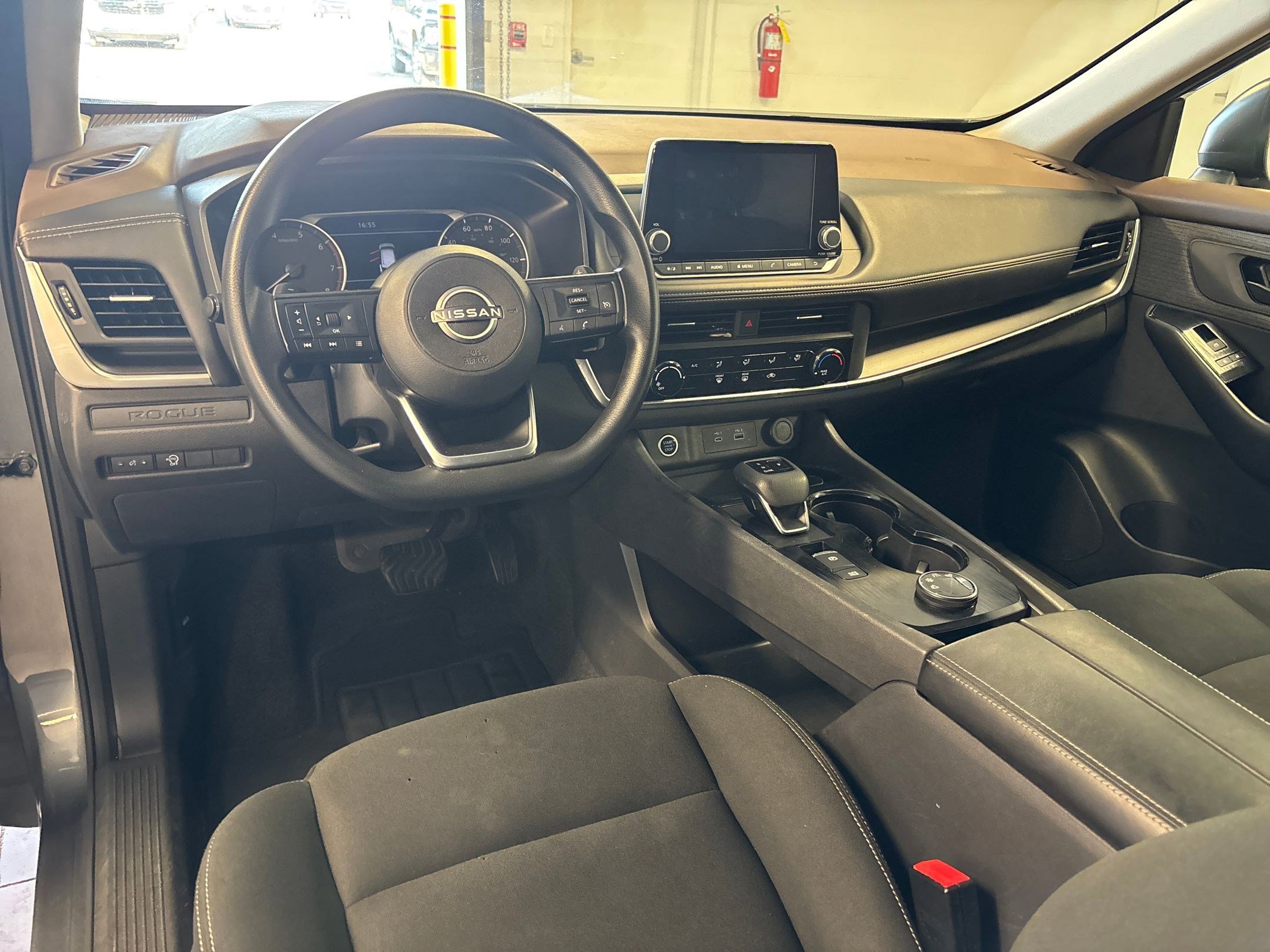 2023 Nissan Rogue S photo 4