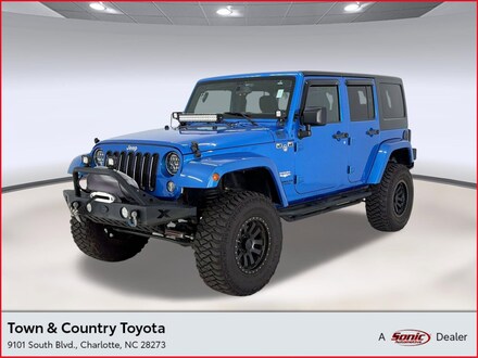 2015 Jeep Wrangler Unlimited Sahara SUV