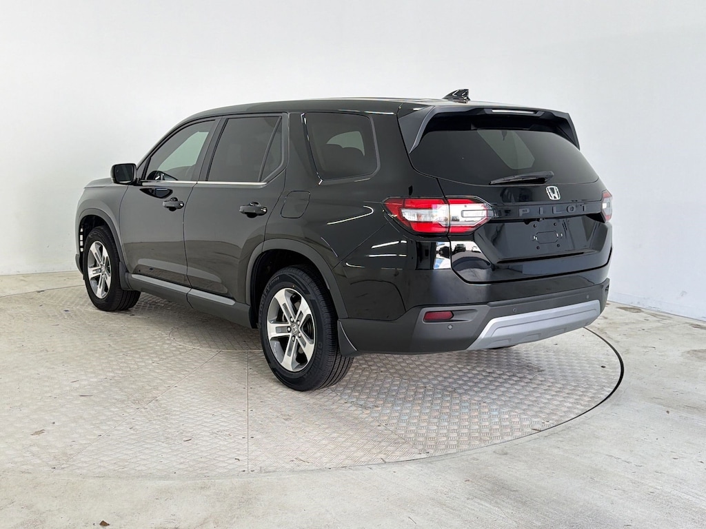 Used 2025 Honda Pilot EX-L SUV