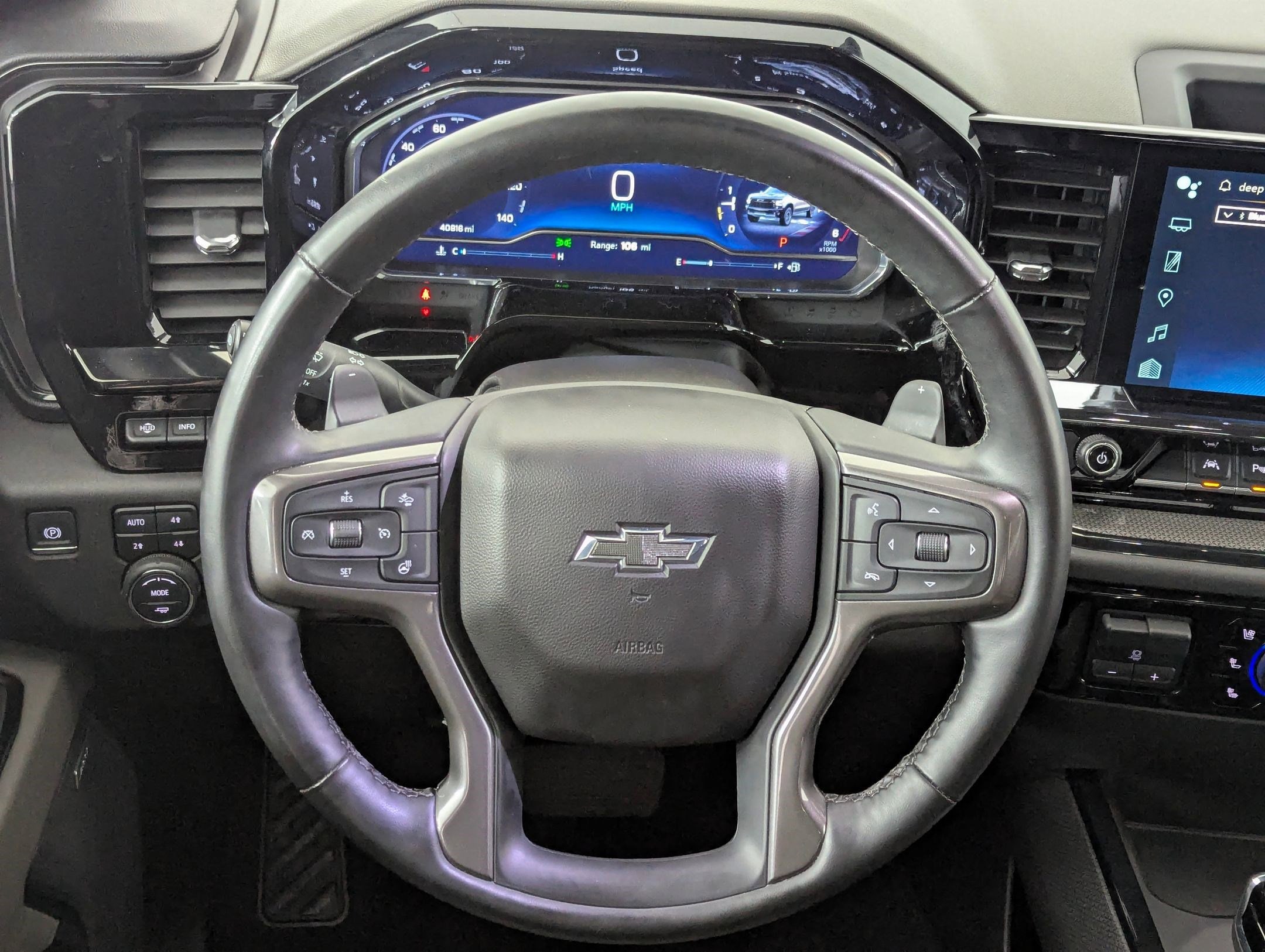 2025 Chevrolet Silverado 1500 ZR2 - Photo 16