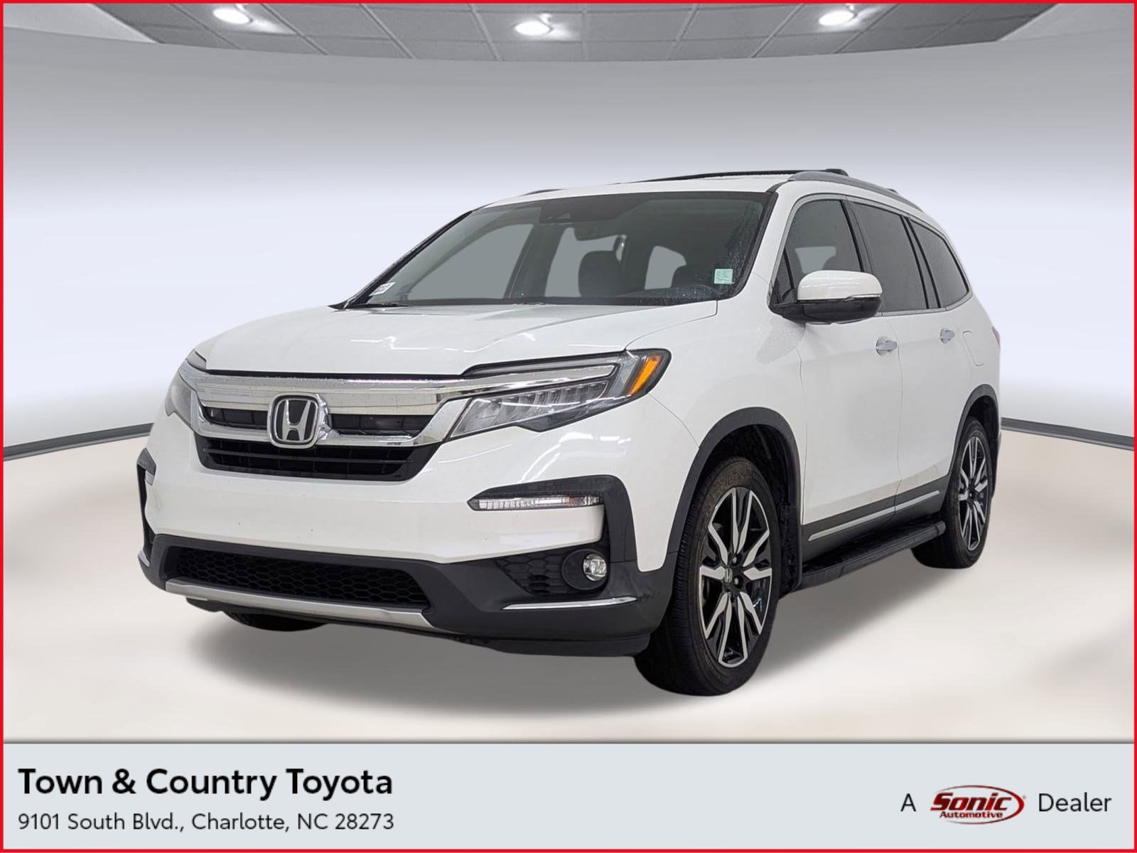 2020 Honda Pilot Elite's photo