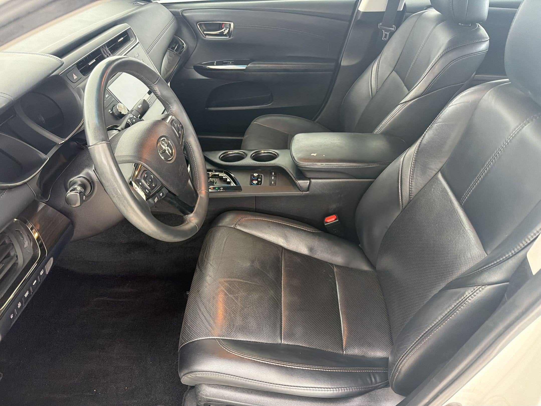 Avalon Limited Sedan