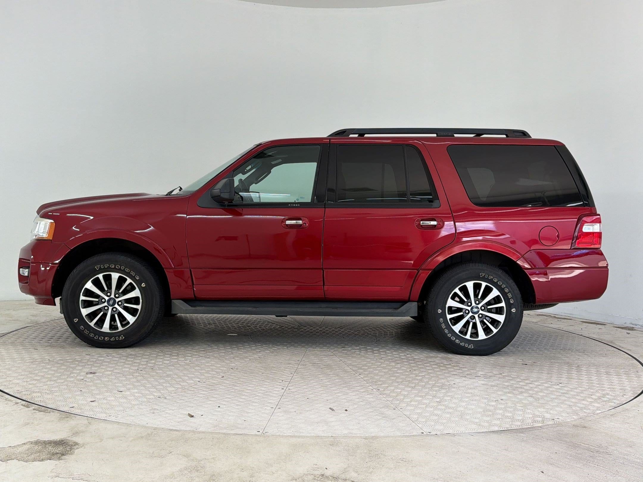 Used 2016 Ford Expedition XLT with VIN 1FMJU1JT7GEF06781 for sale in Charlotte, NC
