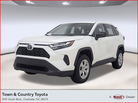2024 Toyota RAV4 LE SUV