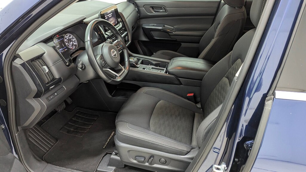 Used 2024 Nissan Pathfinder SV SUV