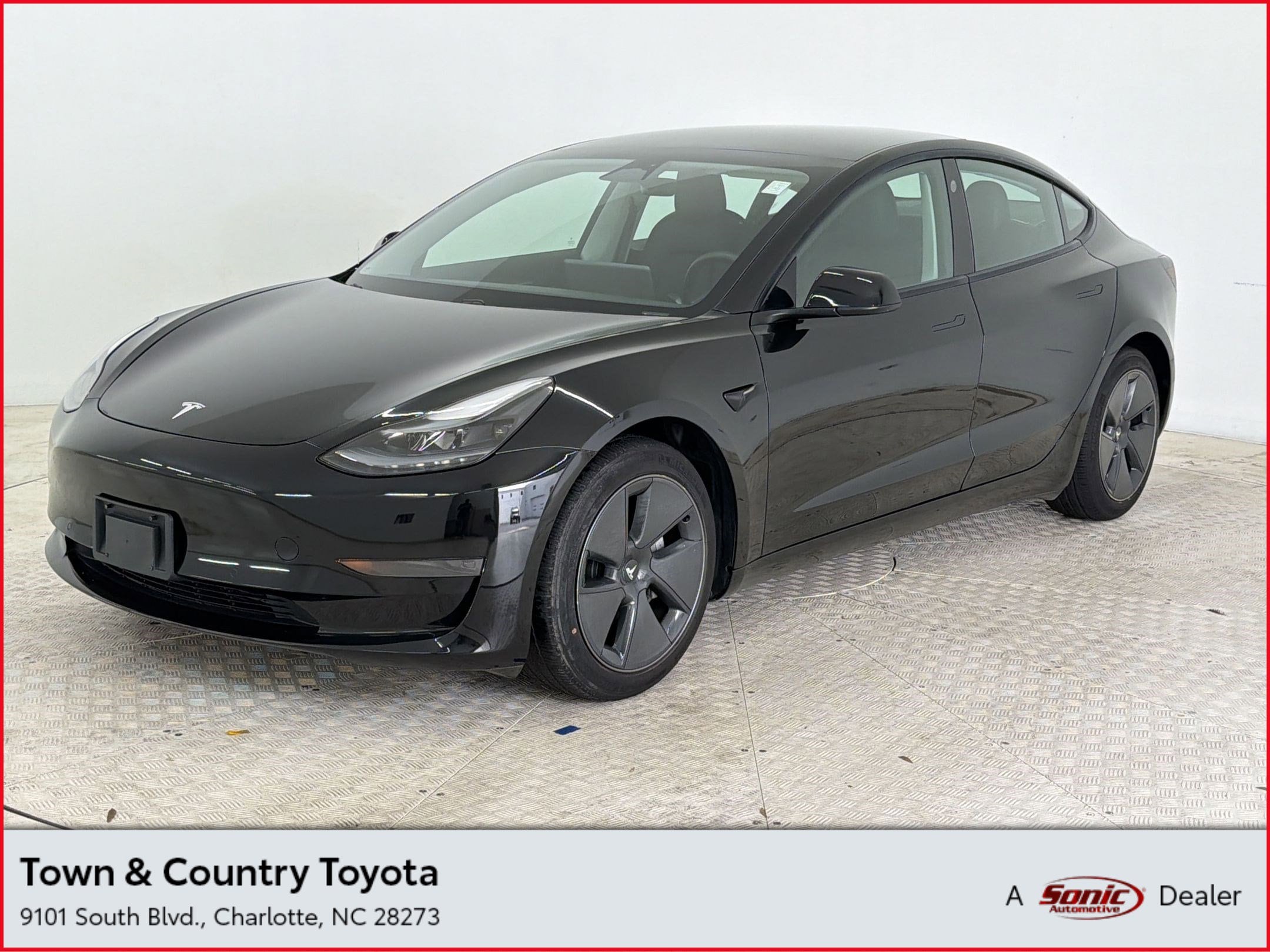 2021 Tesla Model 3 Standard Range Plus's photo