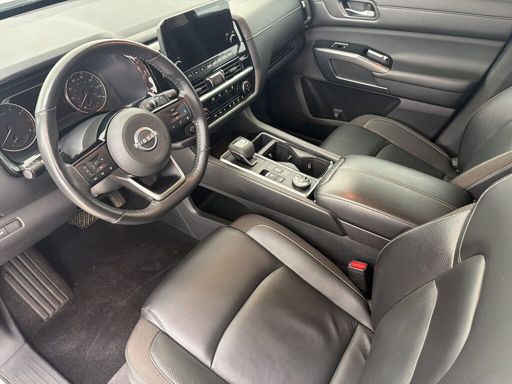 Used 2022 Nissan Pathfinder SL SUV