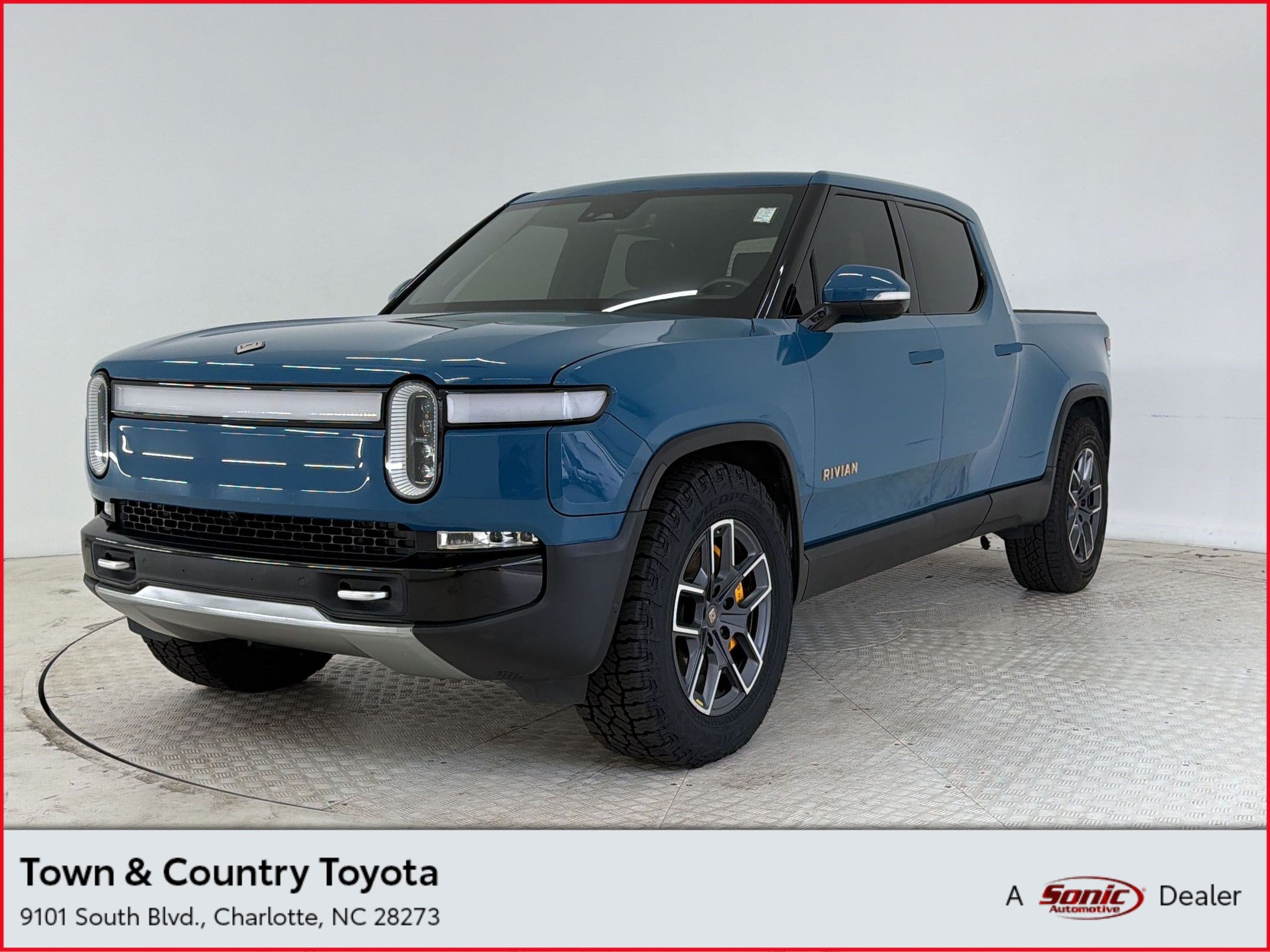 2022 Rivian R1T Launch Edition's photo