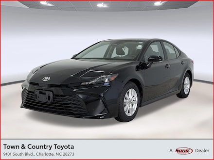2025 Toyota Camry LE Sedan