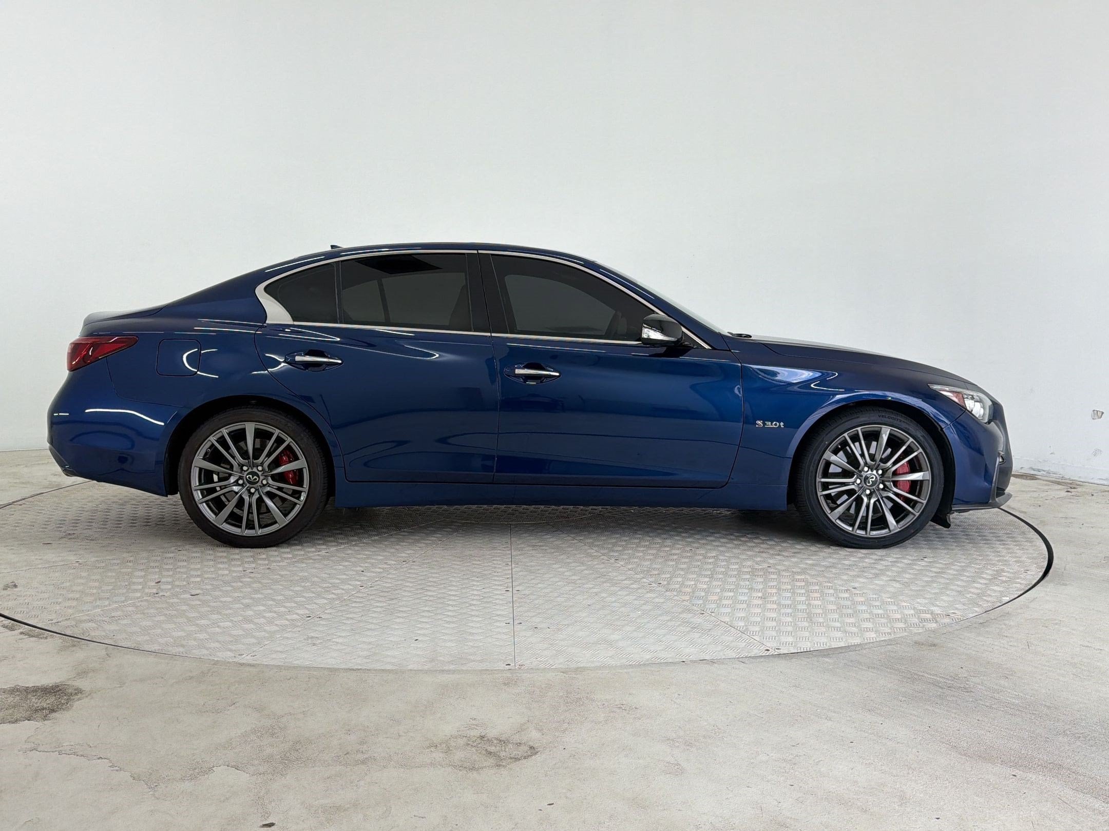 Q50 RED SPORT 400 Sedan