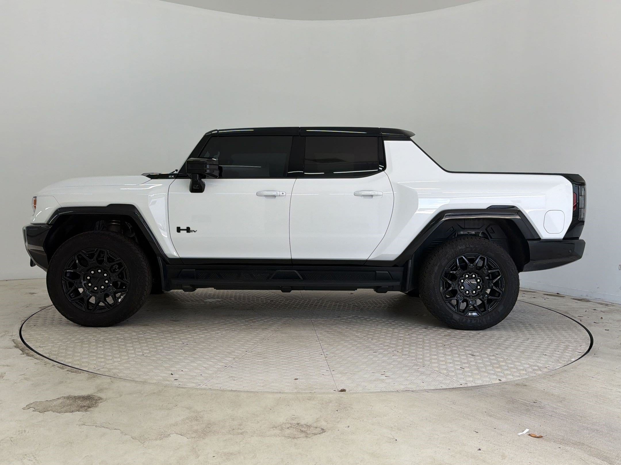 HUMMER EV Pickup 2X Truck Crew Cab