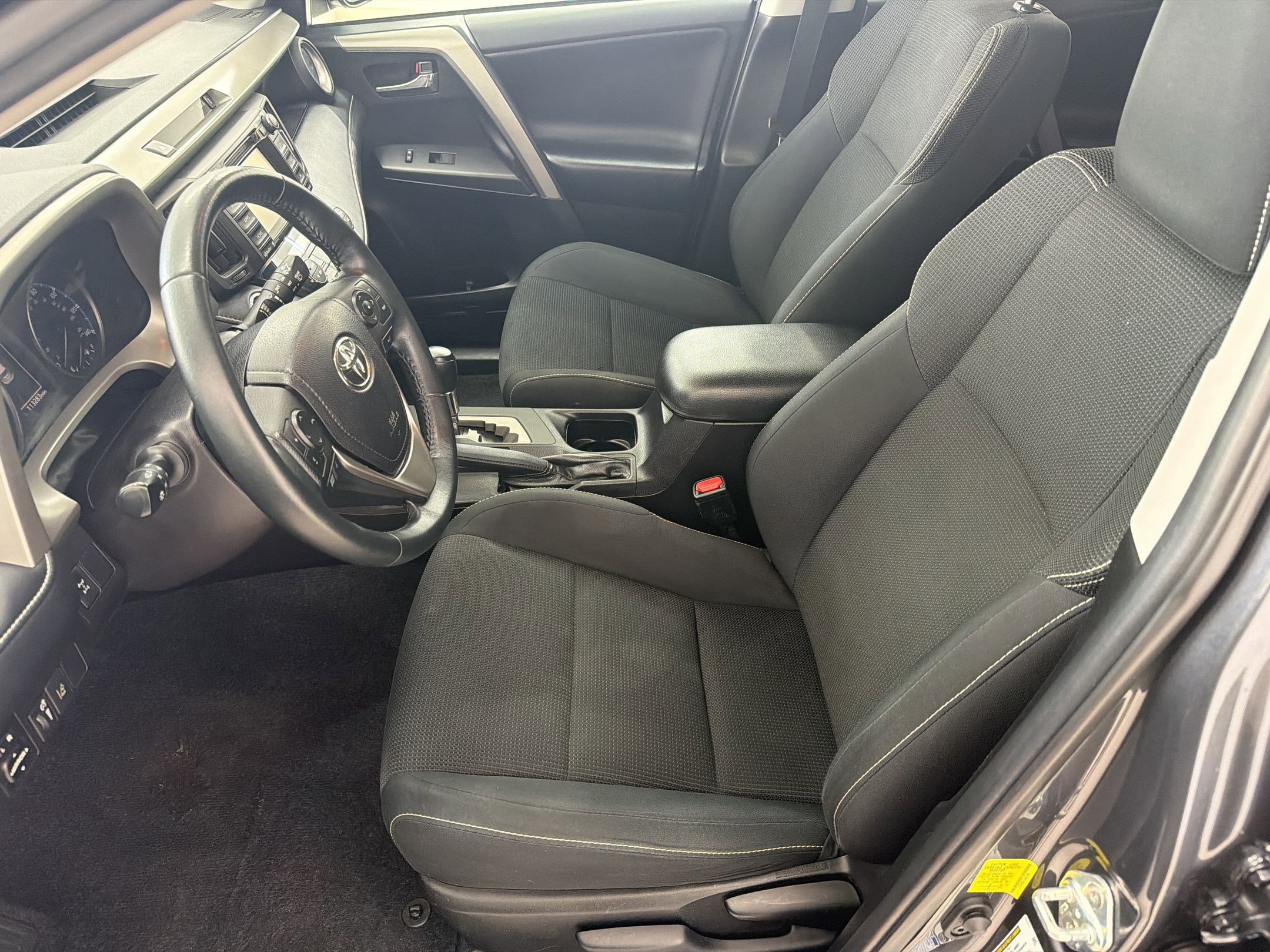 RAV4 XLE SUV