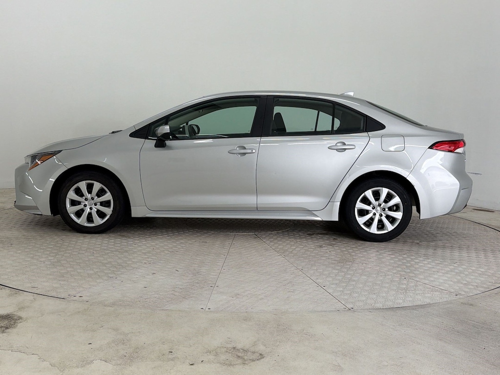 Used 2024 Toyota Corolla LE Sedan