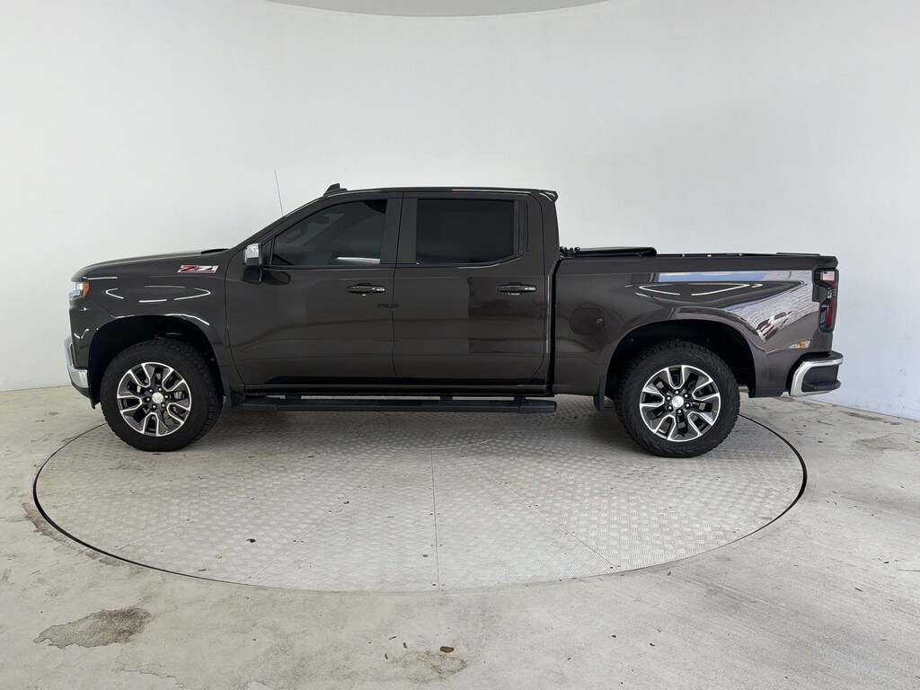 Used 2021 Chevrolet Silverado 1500 LT Truck Crew Cab