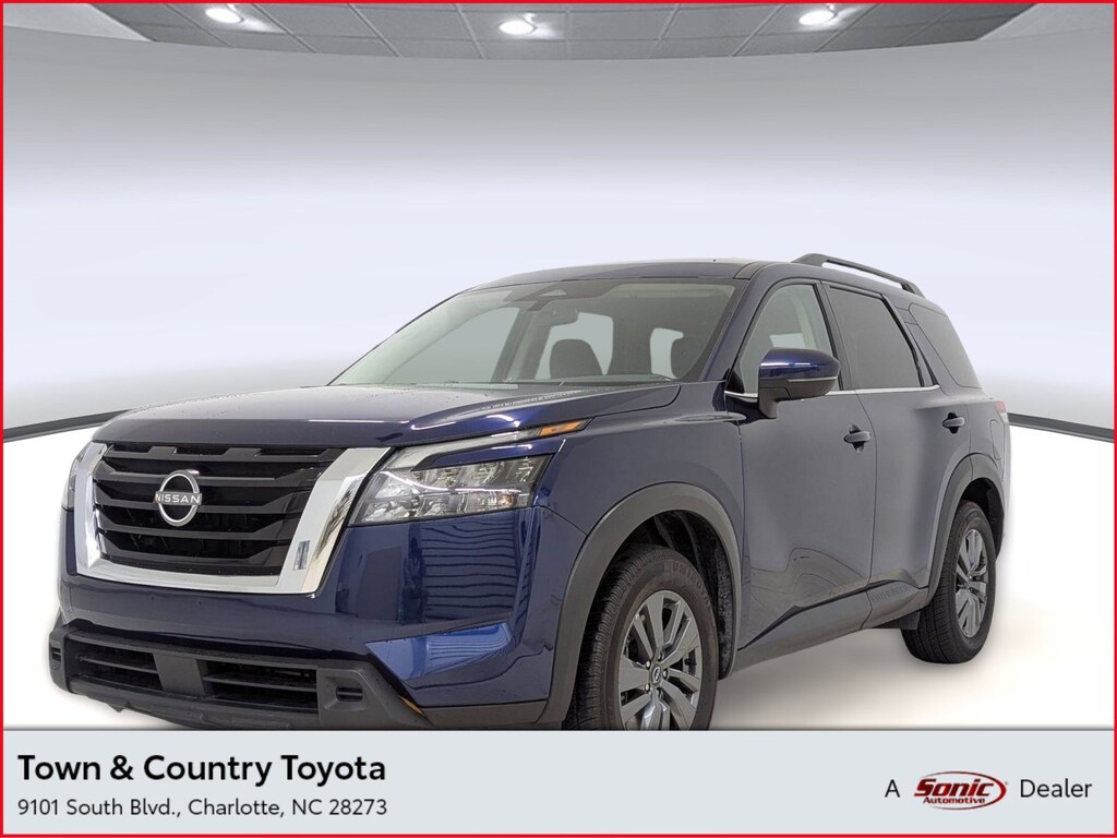 Used 2024 Nissan Pathfinder SV SUV