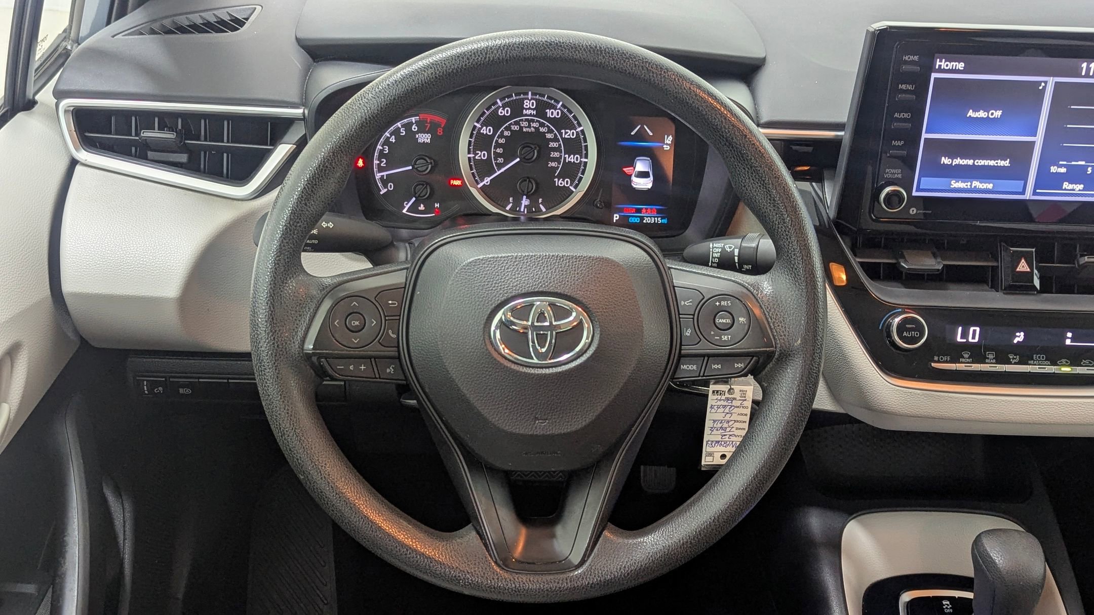 2022 Toyota Corolla LE photo 4