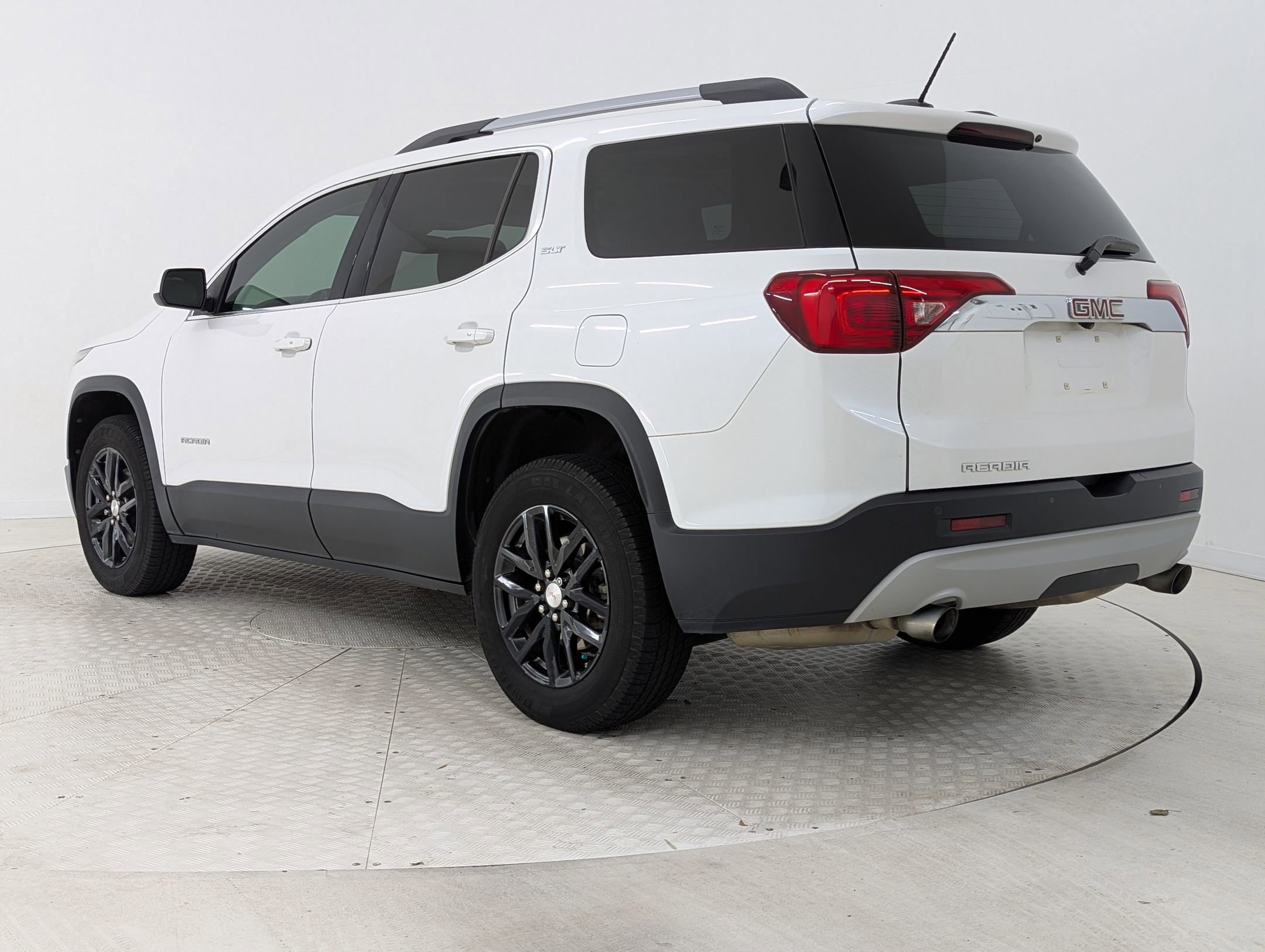 2019 Gmc Acadia SLT photo 3