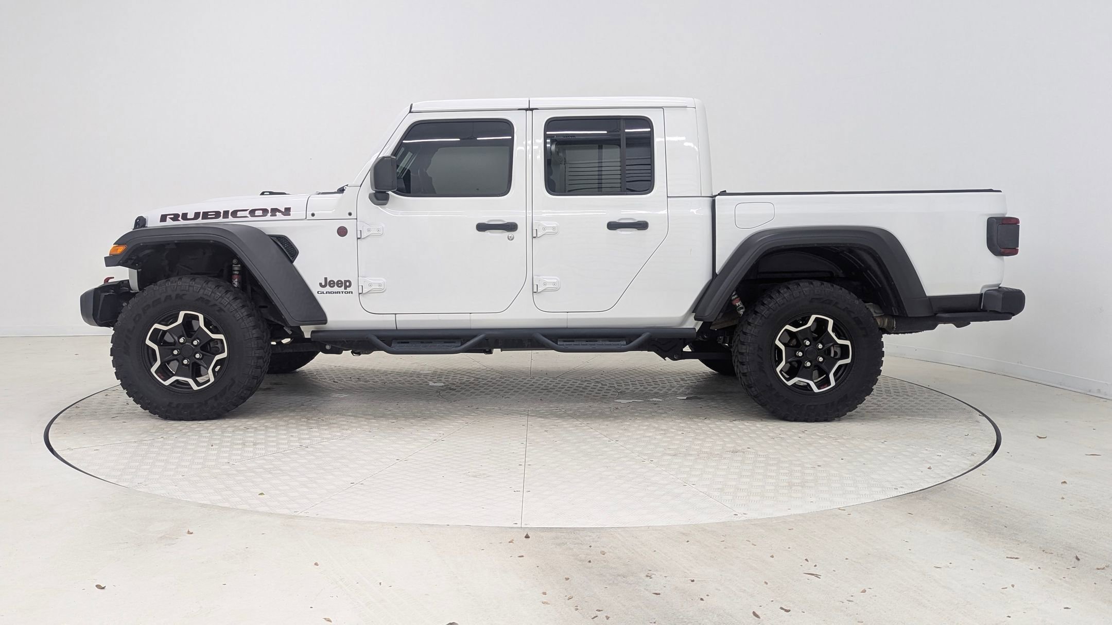 2020 Jeep Gladiator Rubicon photo 2